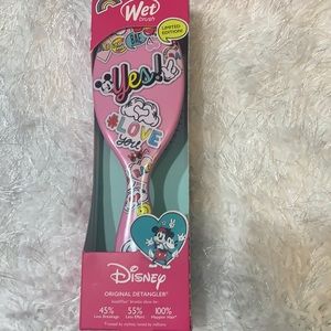 Disney kids hair brush